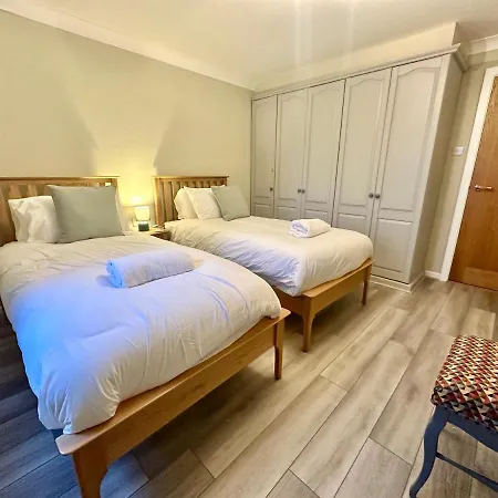 Cloisters Walk With Parking York